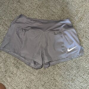 Nike dri-fit running shorts w/ drawstrings